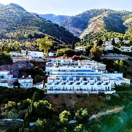 Apartment Pueblo, 3 Terraces & Pool With Sea View Mijas
