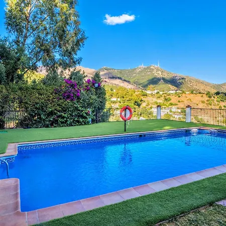 Pueblo, 3 Terraces & Pool With Sea View *